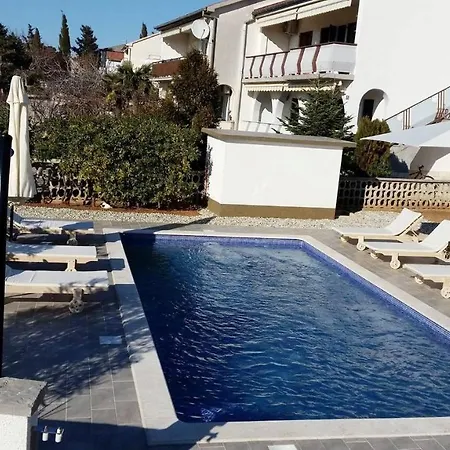 Apartment In Punat/insel Krk 13350